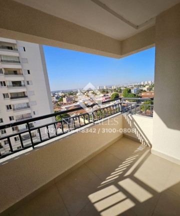 Apartamento com 3 Quartos à Venda, 75 m² em Vila Lucy - Goiânia