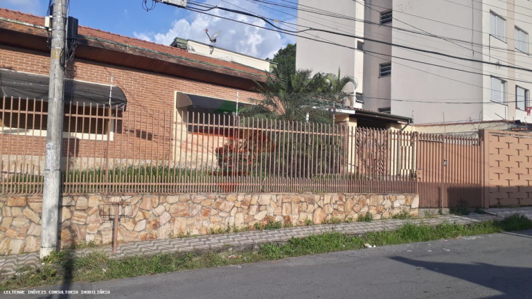 Casa com 5 Quartos à Venda, 200 m² em Jardim Humaita - Taubaté