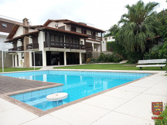 Imagem Casa com 6 Quartos à Venda,  em Coqueiros - Florianópolis