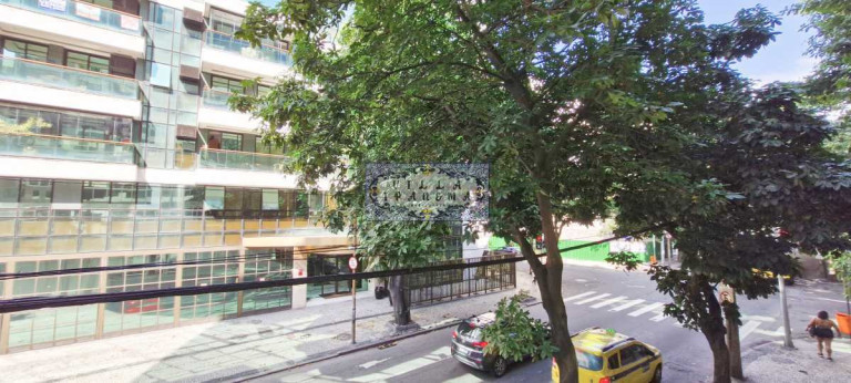 Imagem Apartamento com 3 Quartos à Venda, 190 m² em Leblon - Rio De Janeiro Imagem Apartamento com 3 Quartos à Venda, 190 m² em Leblon - Rio De Janeiro