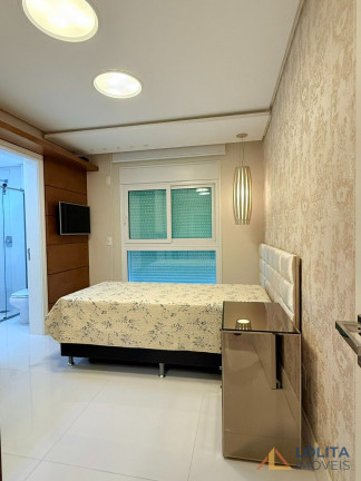 Imagem Apartamento com 3 Quartos à Venda, 122 m² em Agronômica - Florianópolis Imagem Apartamento com 3 Quartos à Venda, 122 m² em Agronômica - Florianópolis