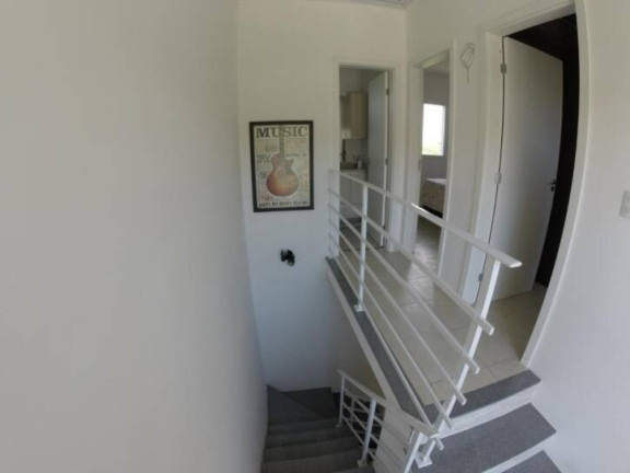 Imagem Sobrado com 2 Quartos à Venda, 68 m² em Vila Areao - Taubaté Imagem Sobrado com 2 Quartos à Venda, 68 m² em Vila Areao - Taubaté