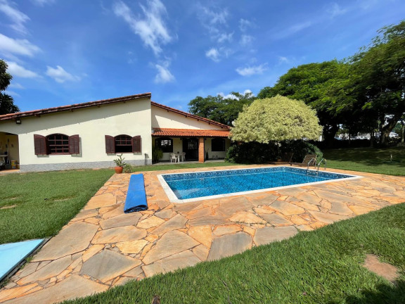 Imóvel com 3 Quartos à Venda, 340 m² em Jardim Flamboyant Iii - Boituva