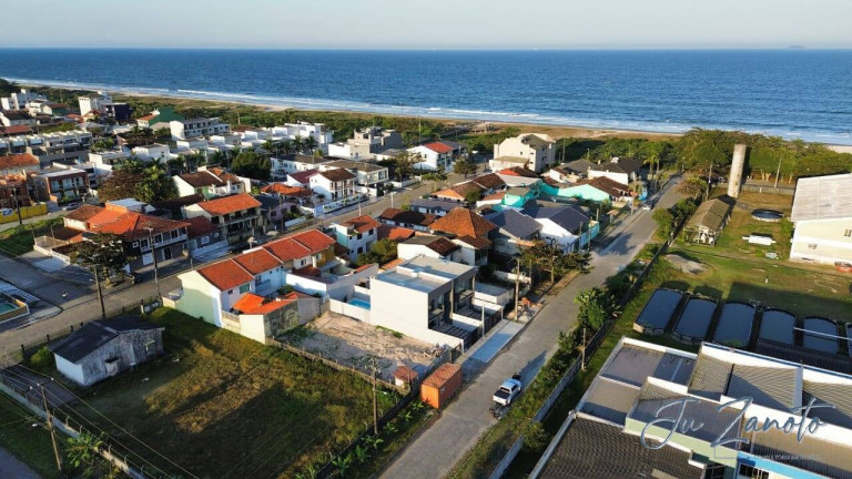 Imagem Sobrado com 3 Quartos à Venda, 159 m² em Balneário Santa Terezinha - Pontal Do Paraná