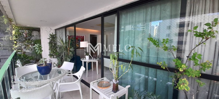 Imagem Apartamento com 4 Quartos à Venda, 192 m² em Casa Amarela - Recife Imagem Apartamento com 4 Quartos à Venda, 192 m² em Casa Amarela - Recife