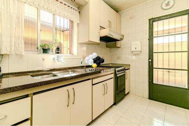 Imagem Casa com 3 Quartos à Venda, 299 m² em Passo Da Areia - Porto Alegre