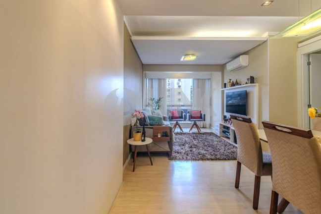 Imagem Apartamento com 3 Quartos à Venda, 74 m² em Chácara Das Pedras - Porto Alegre Imagem Apartamento com 3 Quartos à Venda, 74 m² em Chácara Das Pedras - Porto Alegre