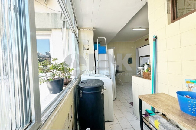 Imagem Apartamento com 2 Quartos à Venda, 74 m² em Jardim Botânico - Porto Alegre