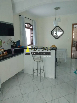 Casa com 3 Quartos à Venda,  em Conceição - Diadema