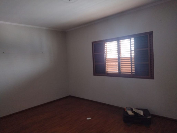 Imagem Casa com 3 Quartos para Alugar, 252 m² em Centro - Suzano Imagem Casa com 3 Quartos para Alugar, 252 m² em Centro - Suzano