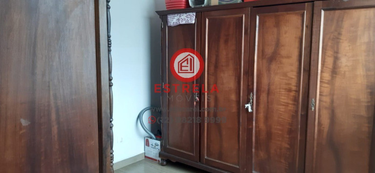 Imagem Casa com 3 Quartos à Venda, 296 m² em Centro - Jacareí Imagem Casa com 3 Quartos à Venda, 296 m² em Centro - Jacareí
