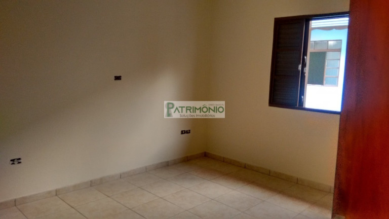 Imagem Casa com 3 Quartos para Alugar, 100 m² em Jardim Venturini - Jaguariúna Imagem Casa com 3 Quartos para Alugar, 100 m² em Jardim Venturini - Jaguariúna