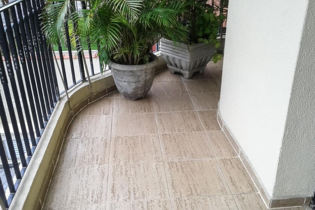 Imagem Apartamento com 3 Quartos à Venda, 140 m² em Enseada - Guarujá
