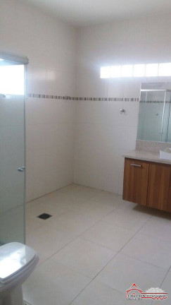 Imagem Casa com 5 Quartos à Venda, em Jardim Santa Maria - Jacareí Imagem Casa com 5 Quartos à Venda, em Jardim Santa Maria - Jacareí
