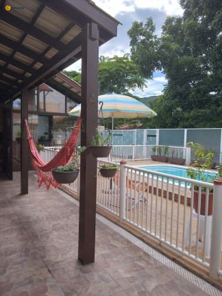 Imagem Casa com 3 Quartos à Venda, 247 m² em Cachoeira Do Bom Jesus - Florianópolis