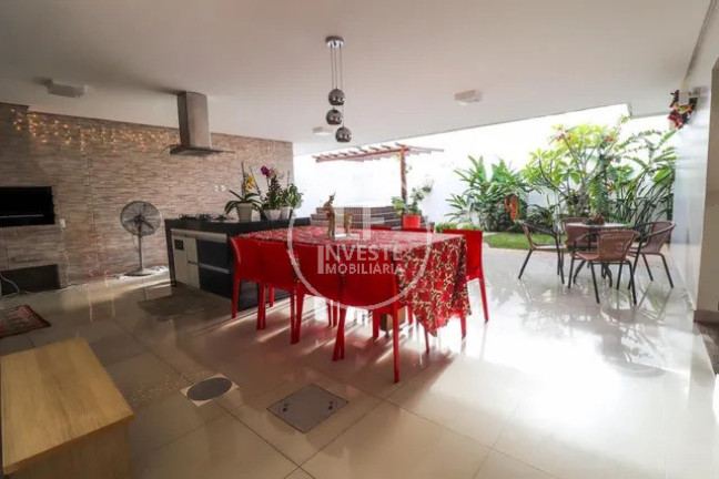 Imagem Casa com 4 Quartos à Venda, 360 m² em Jardim América - Goiânia