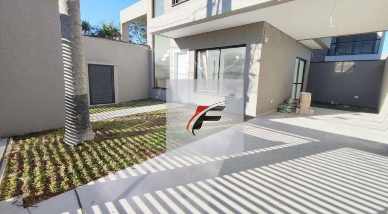 Imagem Sobrado com 3 Quartos à Venda, 152 m² em água Verde - Curitiba