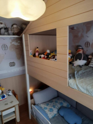 Imagem Sobrado com 3 Quartos à Venda, 182 m² em Xaxim - Curitiba