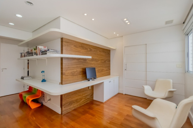 Imagem Apartamento com 3 Quartos à Venda, 184 m² em Real Parque - São Paulo