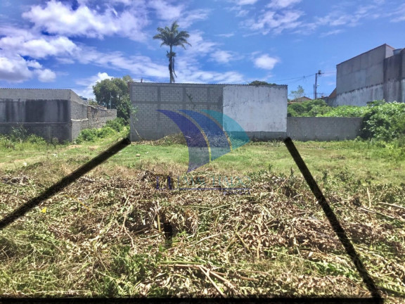 Terreno à Venda, 450 m² em Vila Do Peró - Cabo Frio