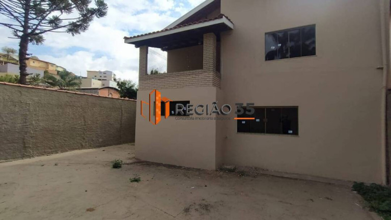 Imagem Casa com 3 Quartos à Venda, 100 m² em Jardim Quisisana - Poços De Caldas