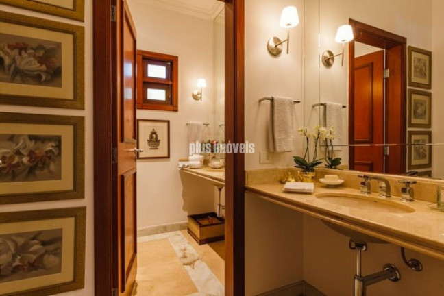 Imagem Casa com 5 Quartos à Venda, 690 m² em Jardim Guedala - São Paulo Imagem Casa com 5 Quartos à Venda, 690 m² em Jardim Guedala - São Paulo