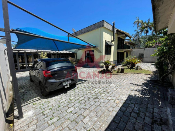 Casa com 4 Quartos à Venda, 463 m² em Umuarama - Ubatuba