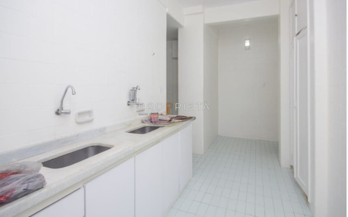 Imagem Apartamento com 3 Quartos à Venda, 150 m² em Copacabana - Rio De Janeiro