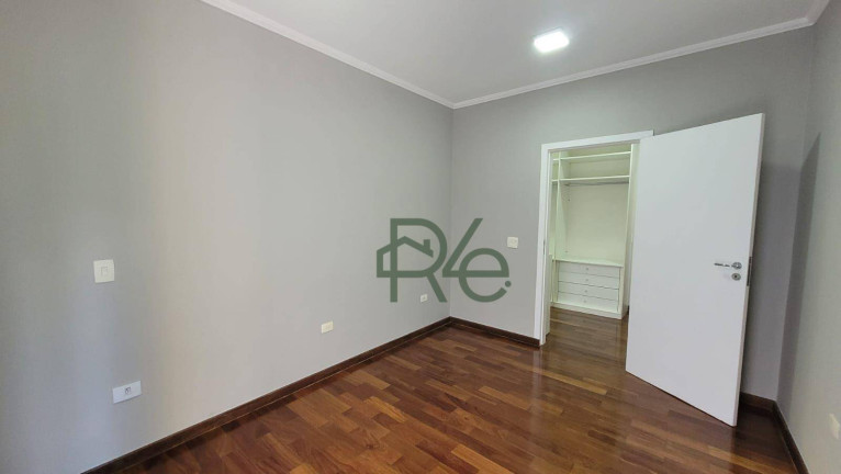 Imagem Casa com 4 Quartos à Venda, 323 m² em Golf Village - Carapicuíba Imagem Casa com 4 Quartos à Venda, 323 m² em Golf Village - Carapicuíba