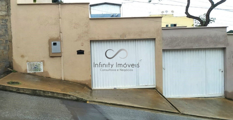 Casa com 3 Quartos à Venda, 180 m² em Vale Formoso - Vespasiano