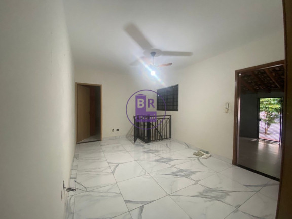 Imagem Sobrado com 2 Quartos para Alugar, 284 m² em Portal De Versalhes 2 - Londrina