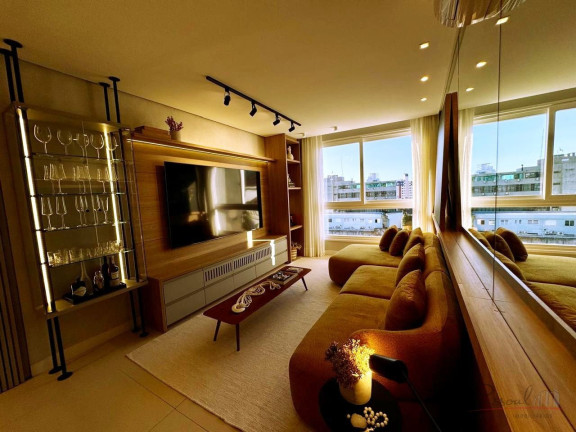 Imagem Apartamento com 2 Quartos à Venda, 132 m² em Centro - Florianópolis