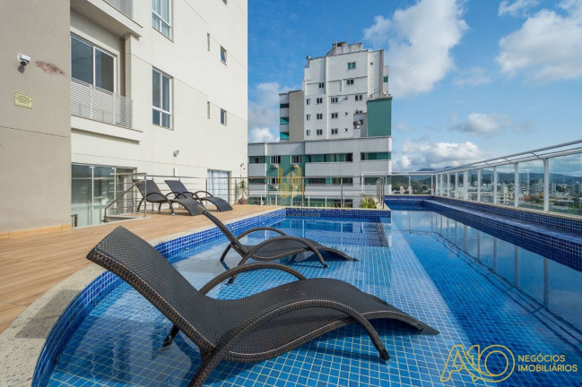 Imagem Apartamento com 3 Quartos à Venda, 134 m² em Centro - Balneário Camboriú Imagem Apartamento com 3 Quartos à Venda, 134 m² em Centro - Balneário Camboriú