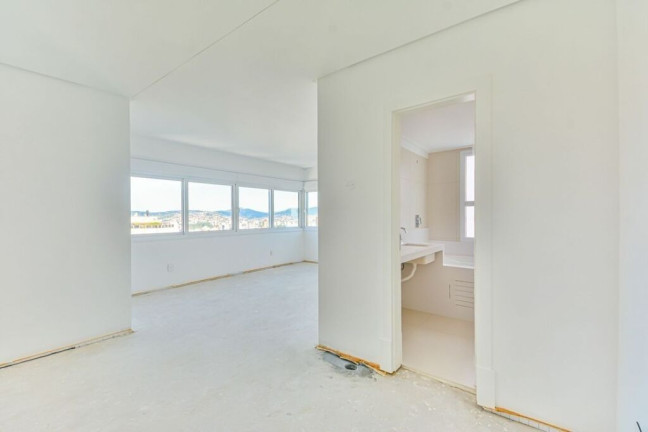 Imagem Apartamento com 4 Quartos à Venda, 257 m² em Bela Vista - Porto Alegre