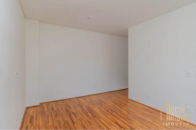 Imagem Casa com 3 Quartos à Venda, 318 m² em Jardim Paulista - São Paulo Imagem Casa com 3 Quartos à Venda, 318 m² em Jardim Paulista - São Paulo
