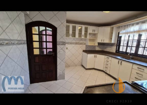 Imagem Casa com 4 Quartos à Venda, 385 m² em Santa Isabel - São Gonçalo