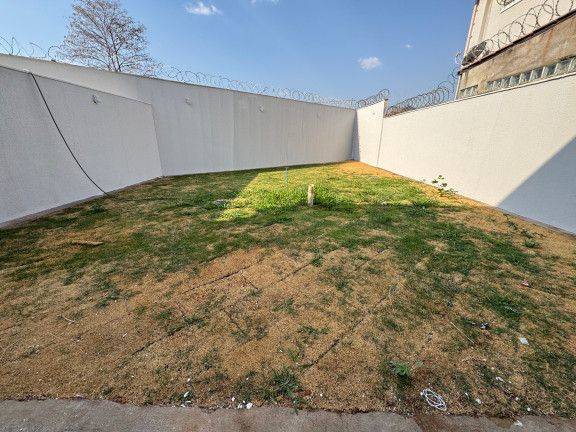 Imagem Casa com 3 Quartos à Venda, 170 m² em R$850.000,00 // Parque Xangri-lá - Contagem Imagem Casa com 3 Quartos à Venda, 170 m² em R$850.000,00 // Parque Xangri-lá - Contagem