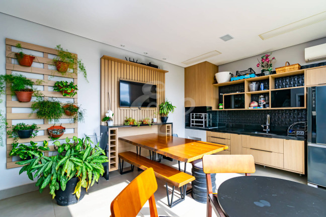 Casa de Condomínio com 3 Quartos à Venda, 220 m² em Alphaville - Santana De Parnaíba