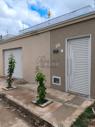 Casa com 2 Quartos à Venda,  em Vila Nova - Montes Claros