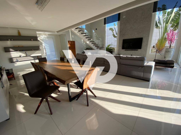 Imagem Casa com 4 Quartos à Venda, 385 m² em Alphaville - Santana De Parnaíba Imagem Casa com 4 Quartos à Venda, 385 m² em Alphaville - Santana De Parnaíba