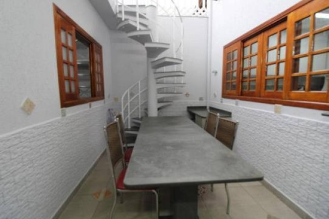 Imagem Sobrado com 3 Quartos à Venda, 210 m² em Vila Camilópolis - Santo André