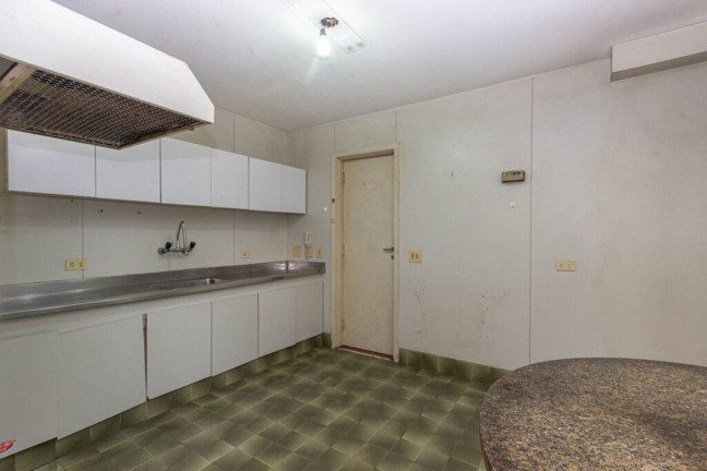 Imagem Imóvel com 2 Quartos à Venda, 120 m² em Copacabana - Rio De Janeiro Imagem Imóvel com 2 Quartos à Venda, 120 m² em Copacabana - Rio De Janeiro