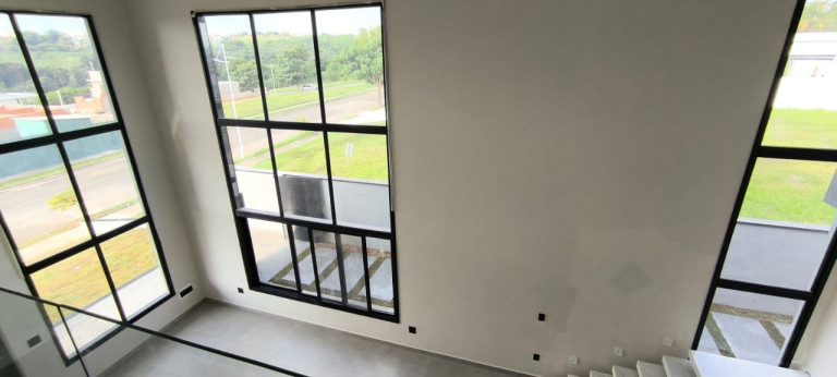 Imagem Casa com 3 Quartos à Venda, 528 m² em Jardim Residencial Saint Patrick - Sorocaba Imagem Casa com 3 Quartos à Venda, 528 m² em Jardim Residencial Saint Patrick - Sorocaba