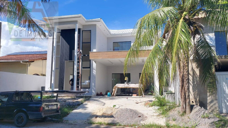 Imagem Casa com 3 Quartos à Venda, 360 m² em Flamengo - Maricá Imagem Casa com 3 Quartos à Venda, 360 m² em Flamengo - Maricá