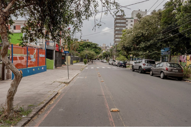 Imagem Terreno à Venda, 562 m² em Menino Deus - Porto Alegre Imagem Terreno à Venda, 562 m² em Menino Deus - Porto Alegre