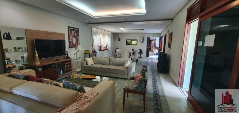 Imagem Casa com 7 Quartos à Venda, 780 m² em Monteiro - Recife
