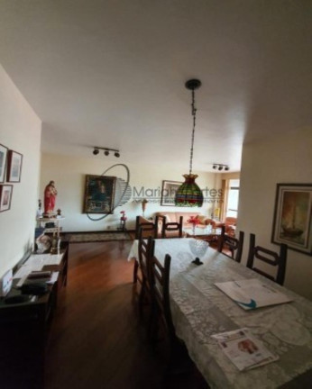 Imagem Imóvel com 3 Quartos à Venda, 180 m² em Icaraí - Niterói Imagem Imóvel com 3 Quartos à Venda, 180 m² em Icaraí - Niterói