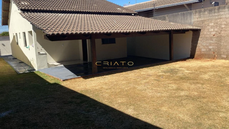 Casa com 3 Quartos à Venda, 110 m² em Parque Residencial Das Flores - Anápolis