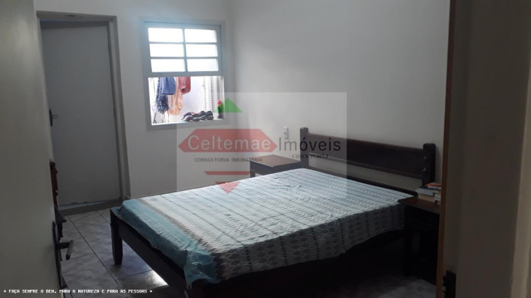 Imagem Casa com 3 Quartos à Venda, 280 m² em Jardim Eulalia - Taubaté