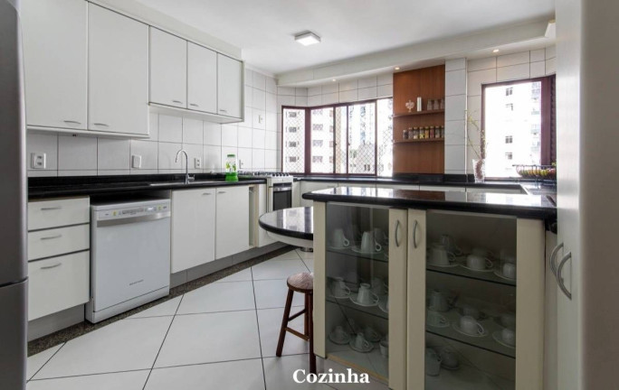 Imagem Apartamento com 5 Quartos à Venda, 340 m² em Centro - Balneário Camboriú